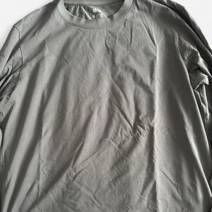 ⭐️ 2 for $25⭐️ Uniqlo Mens Gray Long Sleeve Shirt